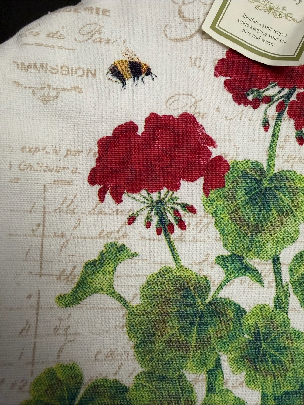 Alices Cottage Insulated Tea Cozy (Geranium Red) - Picture 2 of 8